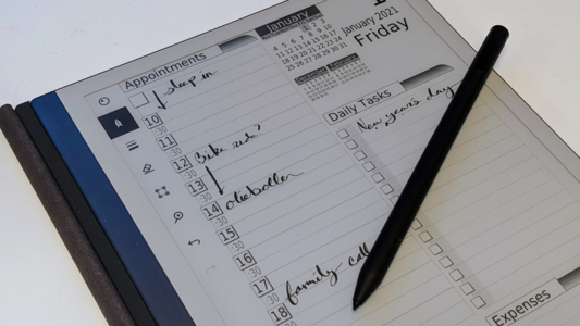 E-Ink screen displaying appointments, daily tasks, and a calendar overview