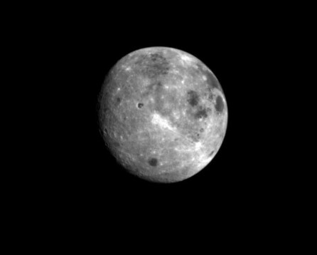 View of the Moon from Artemis 1, showing the differences between the near and far sides.
