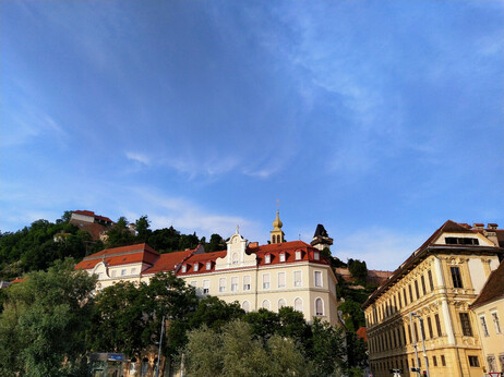 Photo of the Schlossberg in Graz.