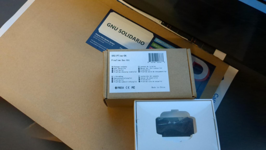 Box of the PineTime developer kit