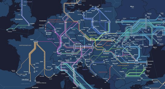 Large zoom over central part of Europe where we see night train lines from France to Ukraine, Turkey, Denmark and Italy.