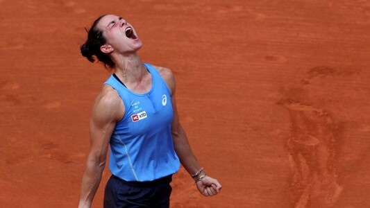 France’s 361st-ranked Lois Boisson shocks Jessica Pegula to keep Paris ‘dream’ alive