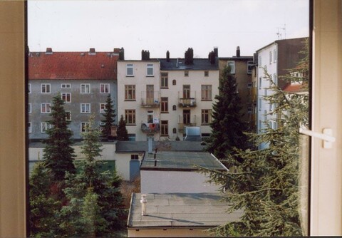 Blick auf den Hinterhof von Julius-Ludowieg-Straße 67 in Hamburg-Harburg