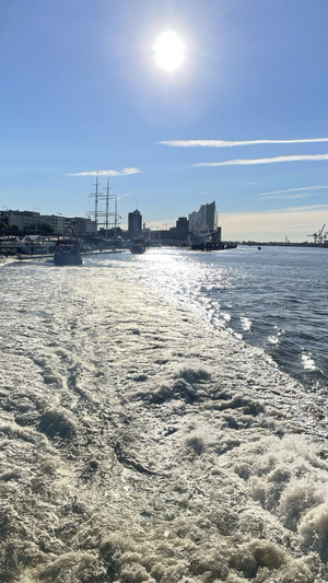 Eine Fahrt mit dem Halunderjet von Hamburg nach Helgoland wäre echt schön!