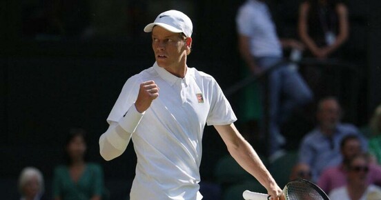 EN DIRECT - Demi-finale de Wimbledon Sinner-Djokovic : dominant, le numéro 1 mondial prend une option sur la finale