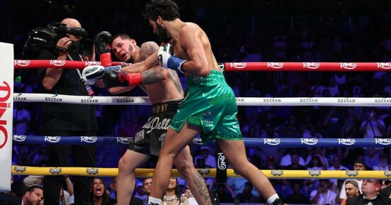 Canelo and the super middleweights: now is the time of monsters