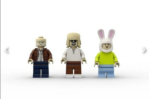 Figuritas Lego de Bad Bunny y Jacobo Morales.