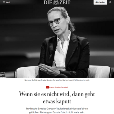Frauke Brosius-Gersdorf sitzt in einem Fernsehstudio auf einem Sessel, ernst und entschlossen. In einem dunklen Blazer und mit Brille gestikuliert sie ruhig, während sie spricht. Der Bildausschnitt stammt aus der ZDF-Sendung Markus Lanz. Brosius-Gersdorf wirkt konzentriert und kämpferisch – eine Frau, die sich nicht beugt. Im Artikel der ZEIT wird sie als Symbolfigur für Aufklärung und Rechtsstaatlichkeit dargestellt. Der Titel lautet: „Wenn sie es nicht wird, dann geht etwas kaputt.“