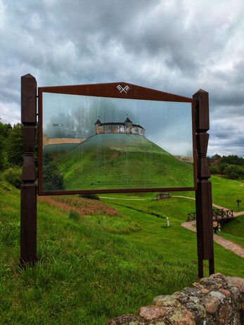 A sign showing what the fort would have looked like.