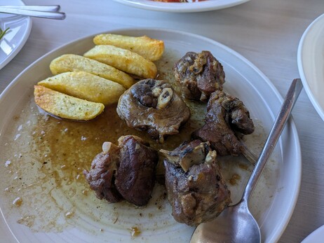 French fries with tsigaristo lamb