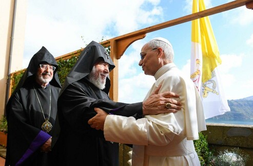 Pope Leo holds first audience for Armenian Catholicos Karekin II