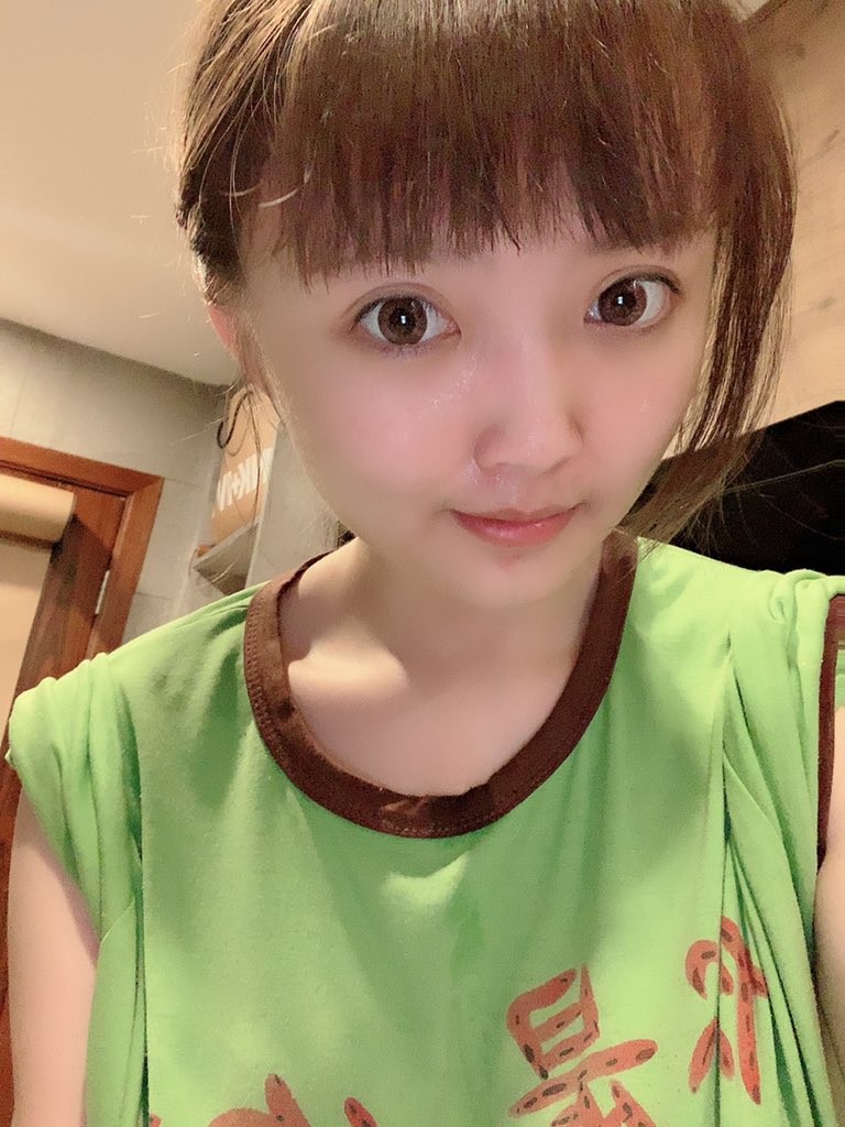 笔迹: twitter.comBuckyCloud : 素颜养身体_(:з」∠)_ 做… - Qoto Mastodon