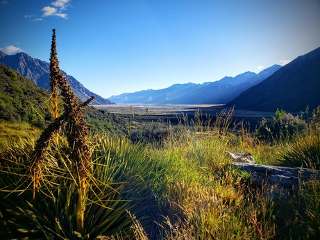 Tasman river valley NZ with Taramea on the left.