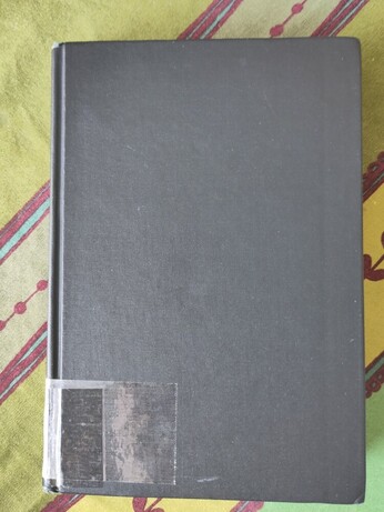 Cover of the book "Nuclear Fear: a history of images" by Spencer Weart. Harvard University Press, 1988